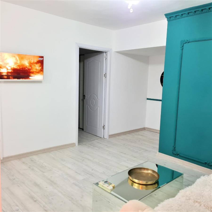 Central Bucharest World Apart-Hotel מראה חיצוני תמונה
